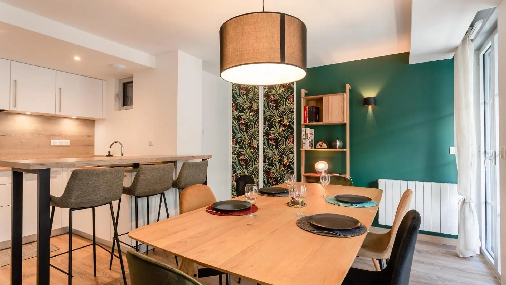 Appartement De Charme Pour 5P Cauterets 0*,  France